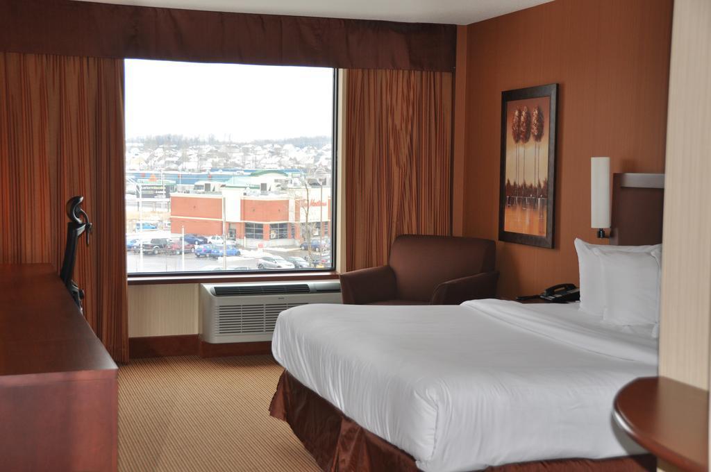 Quality Inn & Suites Levis Exterior photo