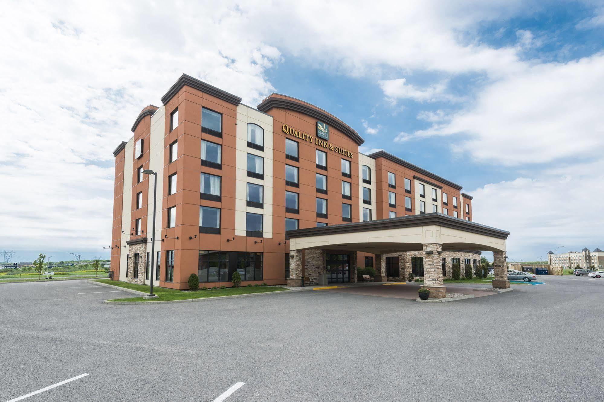 Quality Inn & Suites Levis Exterior photo